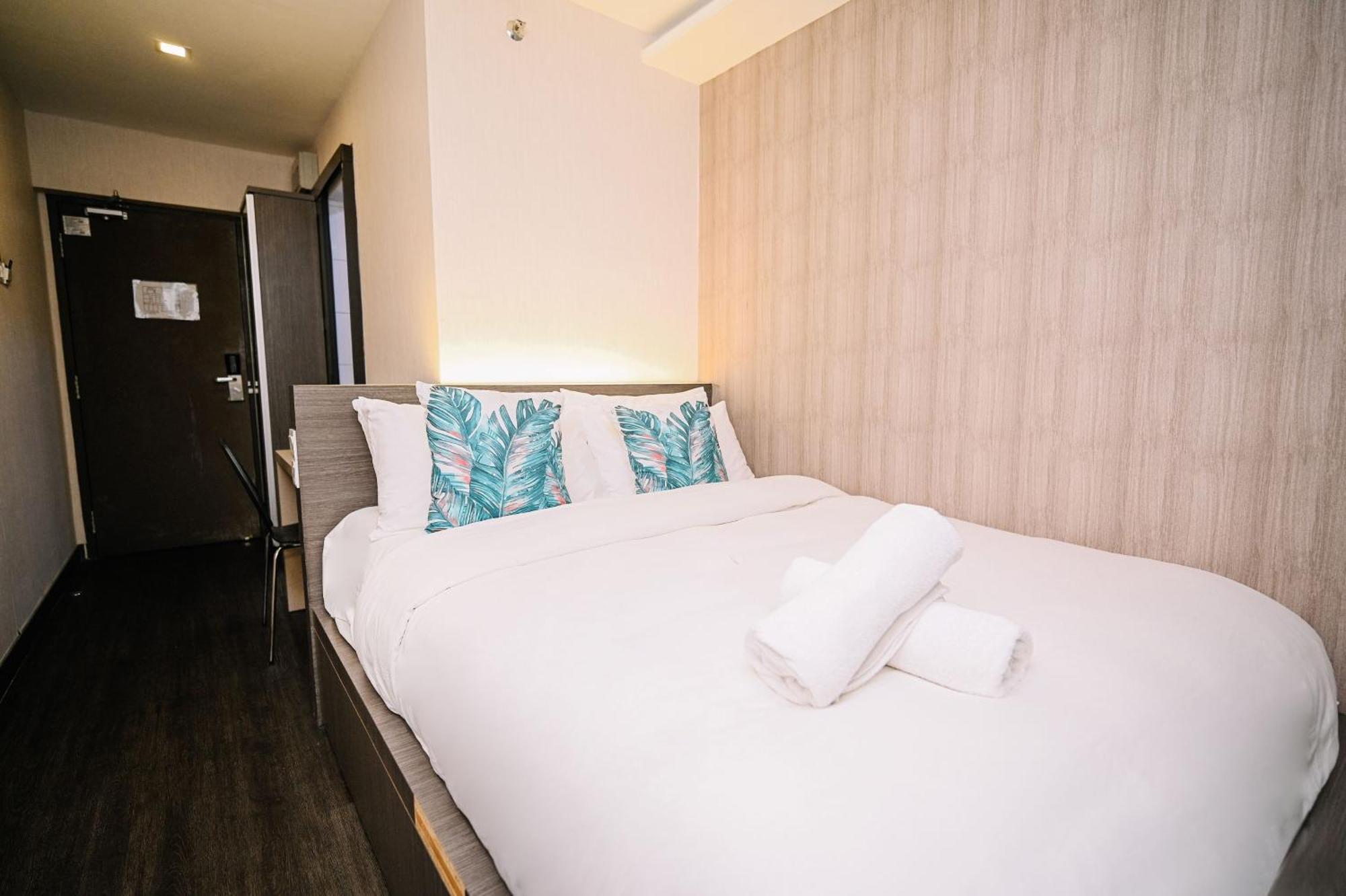 Swing & Pillows - Kl Cheras Maluri Hotel Kuala Lumpur